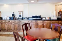 Super 8 by Wyndham Ringgold/Chattanooga Area - breakfast