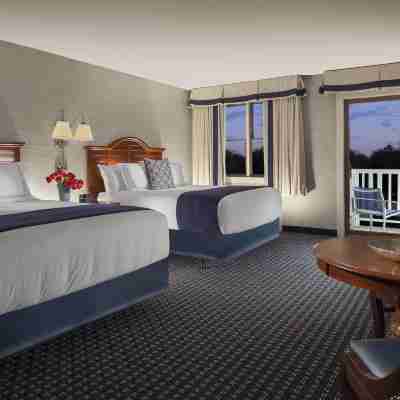 Hyannis Harbor Hotel Rooms