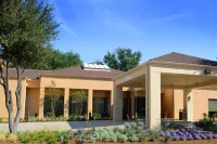 Courtyard Dallas Plano Parkway at Preston Road Отели рядом с достопримечательностью «Престон Шепард Плейс»