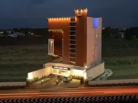 The Acacia Hotel Отели в г. Тируппур