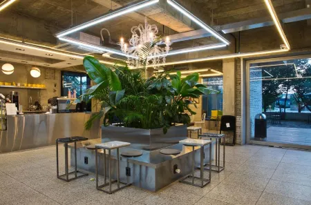 Cheonan Vue Hotel (Korea Quality) Отели в г. Чхонан