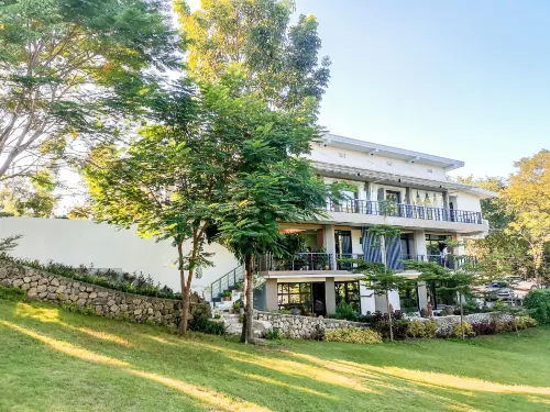 Treasure Trove Resort Hotels in Batac