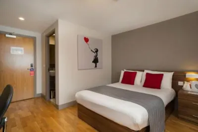 Britannia Study Hotel Hotels near Stanford Avenue Methodist Church