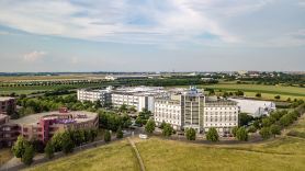Globana Airport Hotel