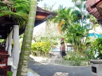 Puri Dewa Bharata Hotel & Villas Hotels near Nakula