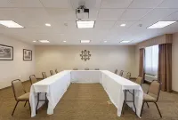 Holiday Inn Express & Suites Byram Hôtels à : Byram