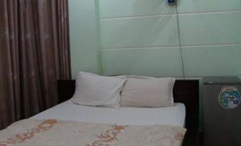 Loan Phuong Hotel