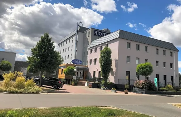 新勃蘭登堡公園酒店