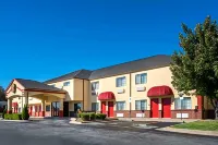 Super 8 by Wyndham Claremore OK Hotels in Claremore