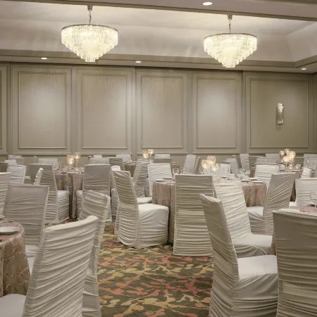 Holiday Inn WINNIPEG-SOUTH by IHG