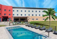 Park Inn by Radisson Polokwane - Rooftop Pools