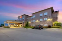 Best Western Plus Walkerton Hotel  Conference Centre Hotels in Hanover