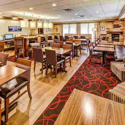 Hampton Inn Columbus-I-70 E/Hamilton Rd Dining/Meeting Rooms