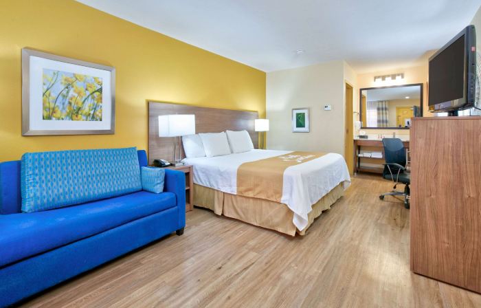 Days Inn by Wyndham Batesville