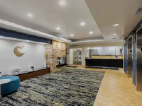 コンフォート イン & スイーツ マウント ローレル  フィラデルフィア マウント・ローレルのホテル