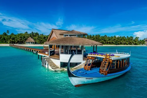Mercure Maldives Kooddoo Adults Only Resort - Pools