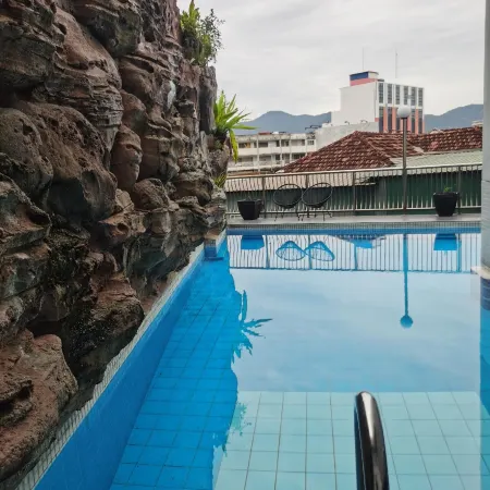 Ritz Garden Hotel