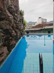 Ritz Garden Hotel - piscina