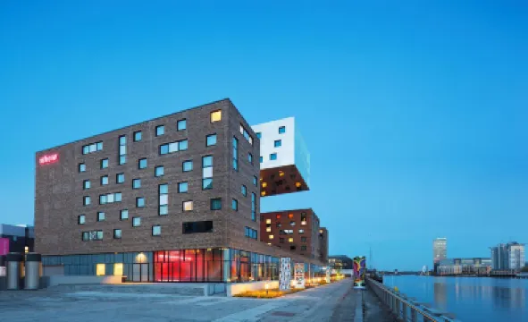 柏林諾皓酒店 鄰近東邊畫廊的酒店