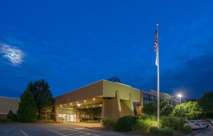Holiday Inn Harrisburg (Hershey Area) I-81 by IHG