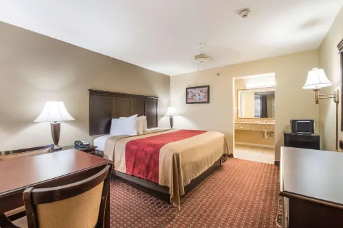 Econo Lodge Inn & Suites Bryant