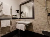 Residenza Talenti Superior Rooms Hotel berhampiran Stesen Metro Jonio