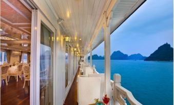 Halong Paloma Cruise