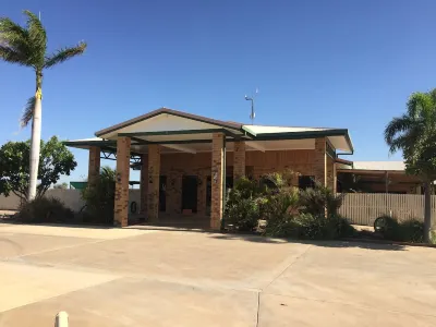 Boulder Opal Motor Inn Hotels in Winton