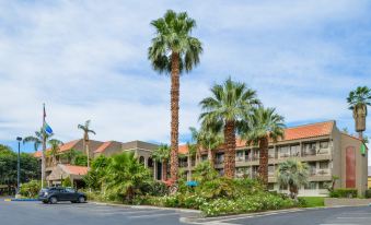 Holiday Inn Express Palm Desert