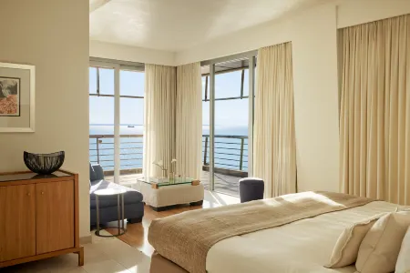 Daios Luxury Living
