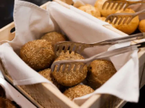 โรงแรม ฮอลิเดย์อินน์เอ็กซ์เพรส ทบิลิซี อัฟลาบารี บาย IHG โรงแรมในทบิลิซี