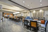 Hampton Inn Kenedy - parking