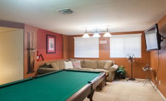 4BR Ocotillo Home w/o Pool