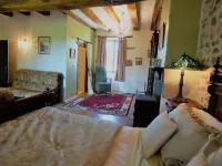 Hôtel de l'Ancien Presbytère Hôtels à : Bellac