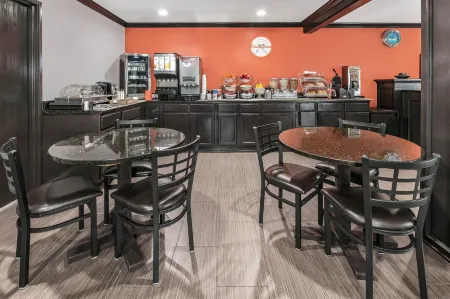 Howard Johnson by Wyndham New Braunfels