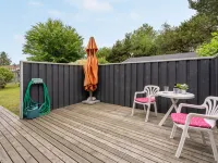 "Farthin" - 800m from the Sea