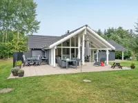 "Agved" - 1.5km from the Sea