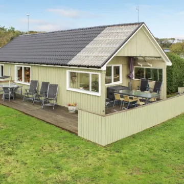 "Lilibeth" - 300m from the Sea