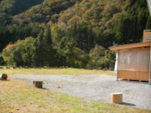 郡上コテージ立光橋のほとり