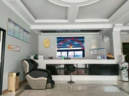 Lanzeyuan Business Hotel Отели рядом с достопримечательностью «Ba People River»