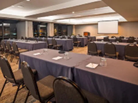 Executive Inn & Suites Oakland Hotels in Oakland