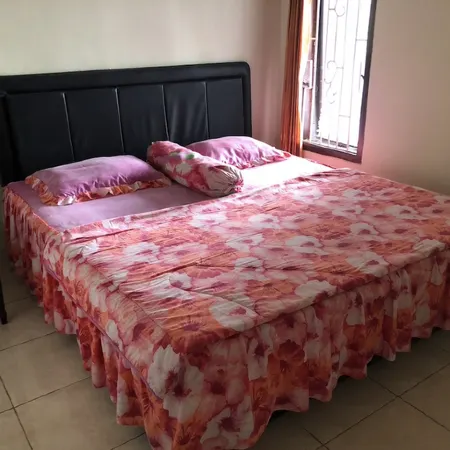 Cozy Villa Batu
