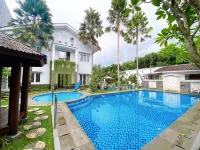 Villa Bogor 4Br with Private Pool Hotel a Mulyaharja