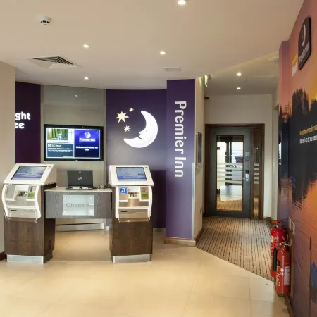 Premier Inn Fleet Отели в г. Флит