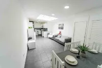 57 North Road Studios Near QE and Uob