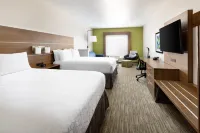 Holiday Inn Express & Suites Oakhurst-Yosemite Park Area
