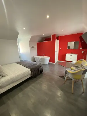 Aux Charmes Hotels in Courset