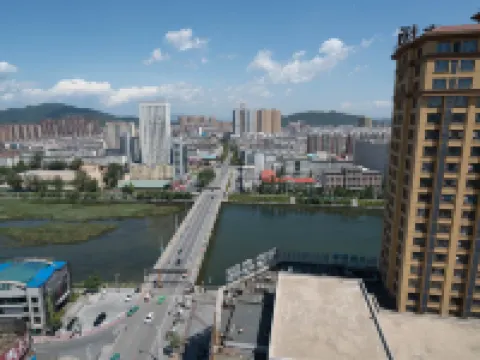 鳳城海之戀テーマアパートメント 鳳城のホテル