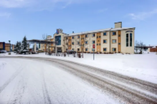 Motel 6 Red Deer, AB
