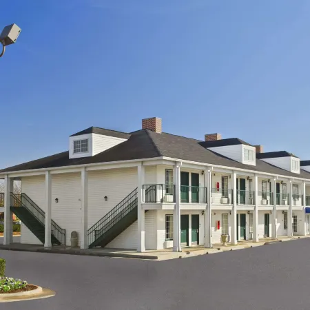 Baymont by Wyndham Warner Robins
